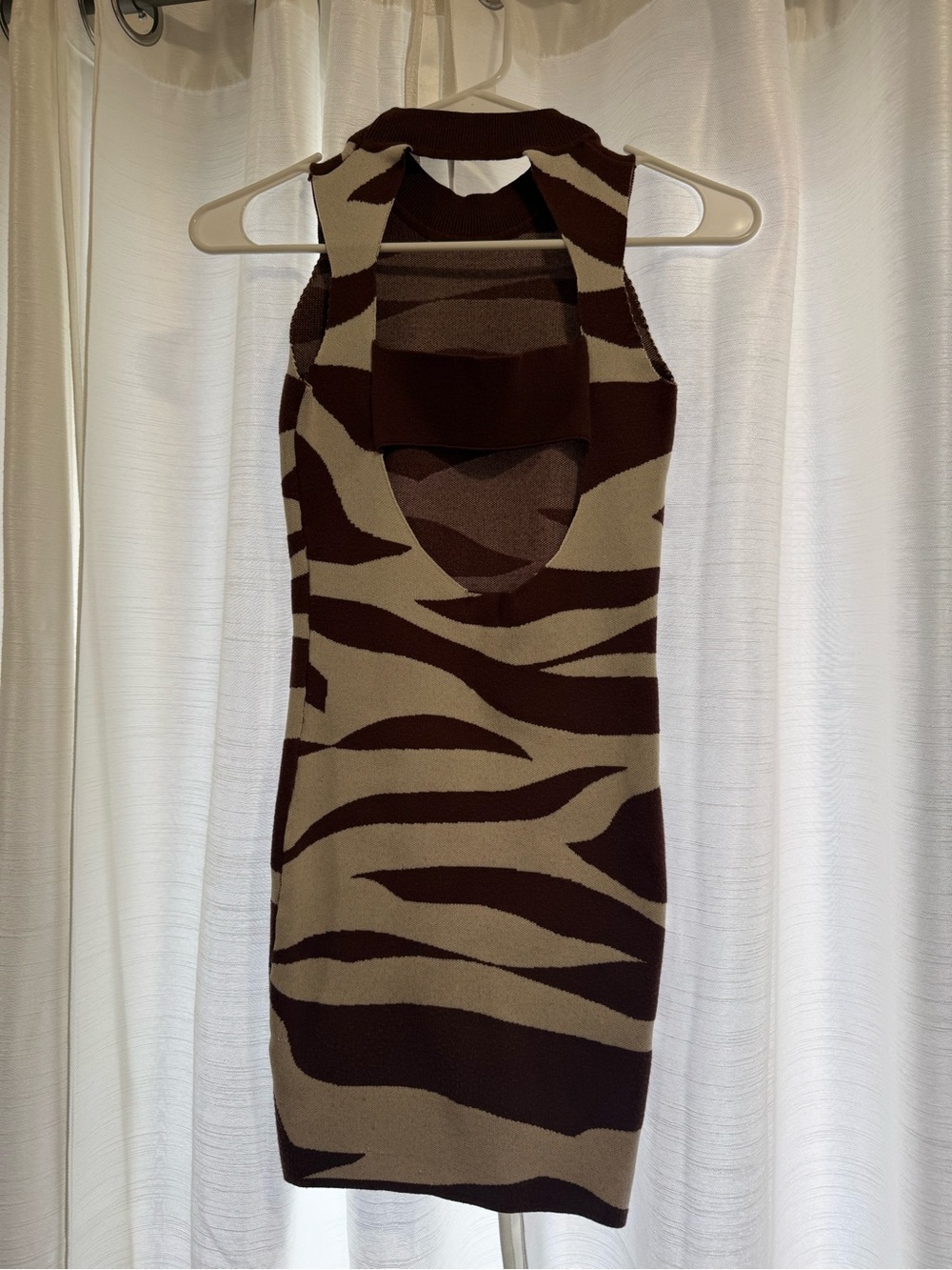 Sleeveless Zebra-Stripe Bodycon sweater Dress in Brown and Cream